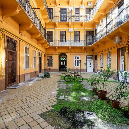 H9- Boutique Apartments, Best Location, By Bqa Budapest Luaran gambar