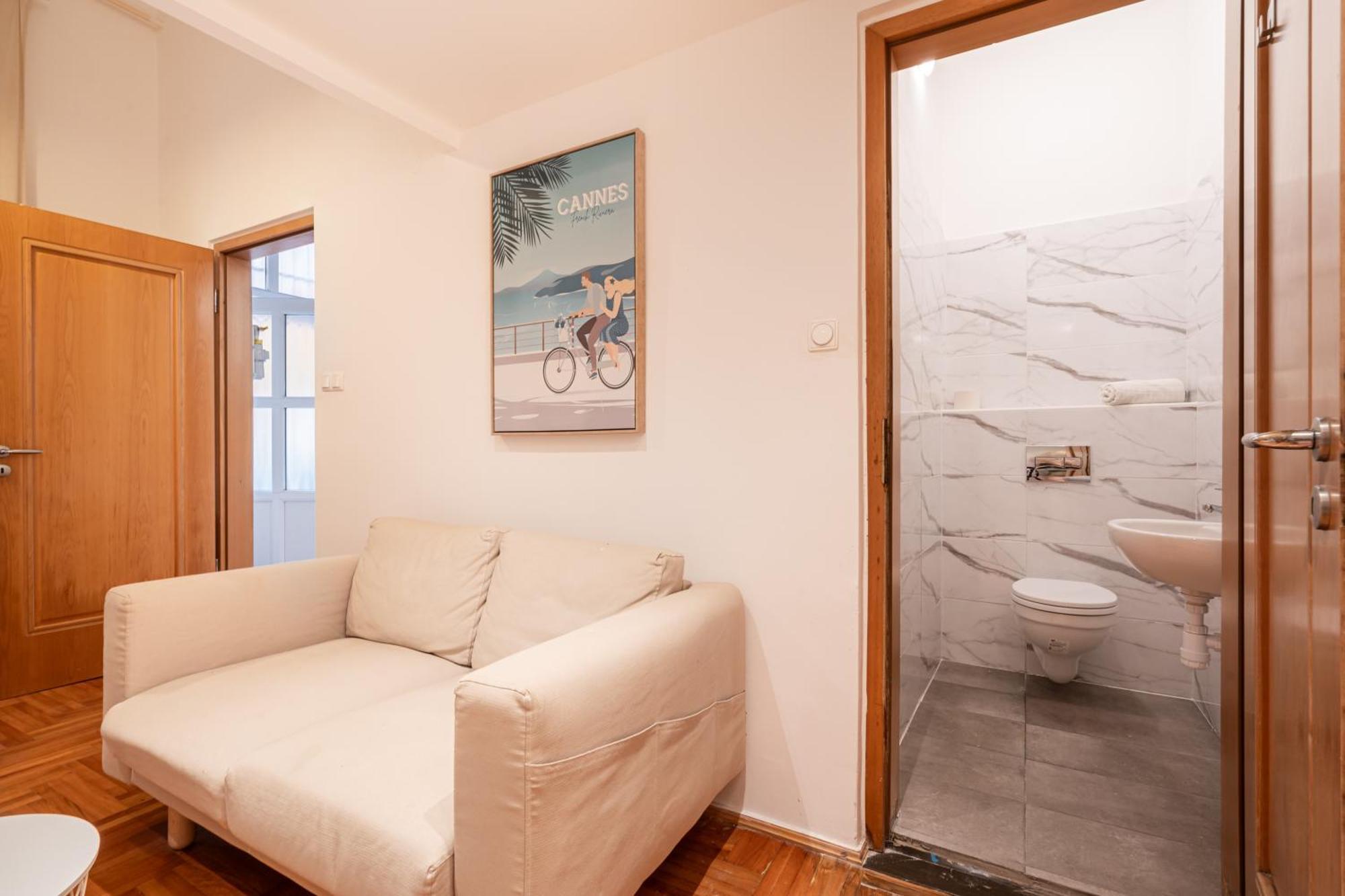 H9- Boutique Apartments, Best Location, By Bqa Budapest Luaran gambar